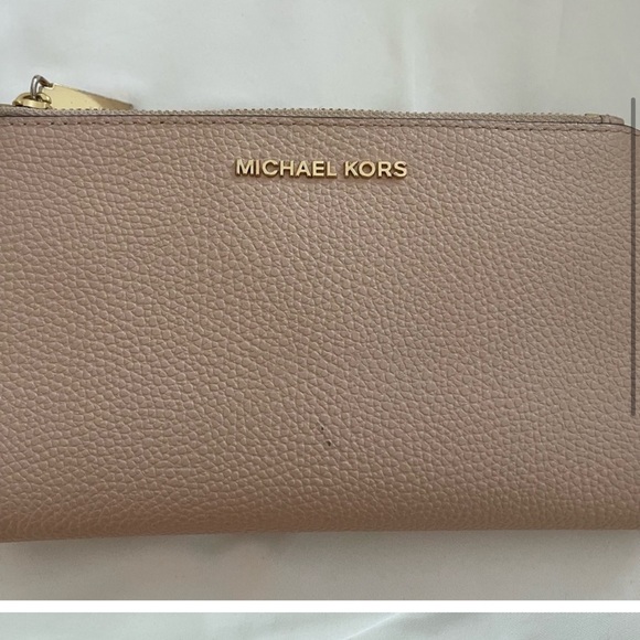 Michael Kors wallet - Picture 3 of 12